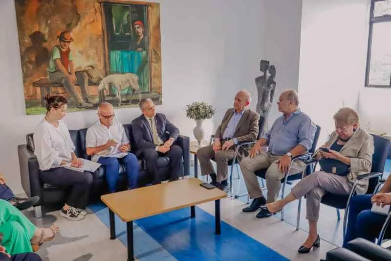 PMJP firma acordo com Fiep e UFPB, que prevê revitalização e uso do prédio da antiga Academia de Comércio 5 acordo centro