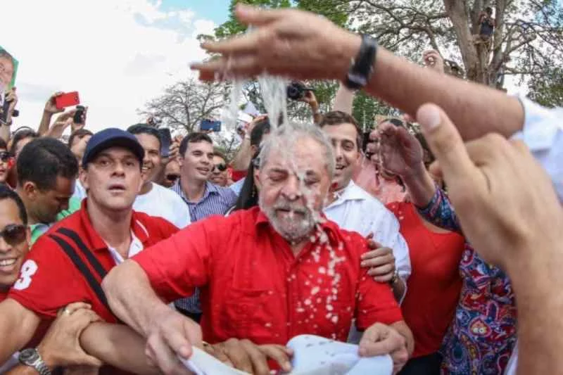Expulsos por obras, agricultores da Paraíba esperam há 6 anos água da transposição 10 transposicao inaugura lula