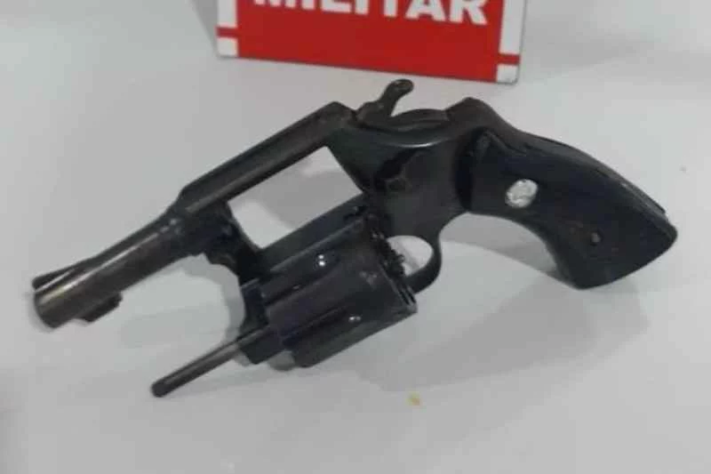 Reajuste de bonificações por apreensão de armas é definido; confira valores 8 arma pmpb princesa 1302