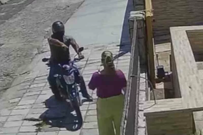 Preso suspeito de aterrorizar mulheres para roubar alianças em João Pessoa 6 gordinho das aliancas
