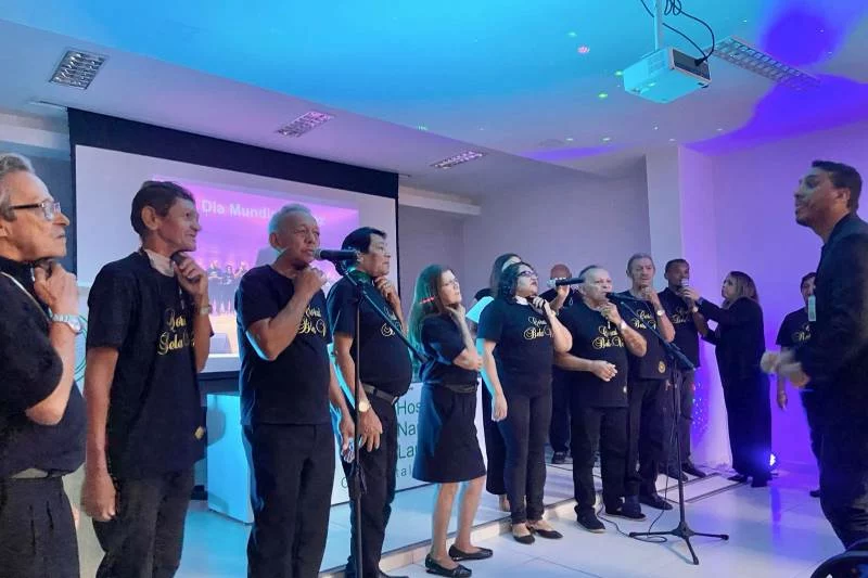 "Toda voz merece ser ouvida": Laureano realiza evento para celebrar Dia Mundial da Voz 3 coral laureano 1604