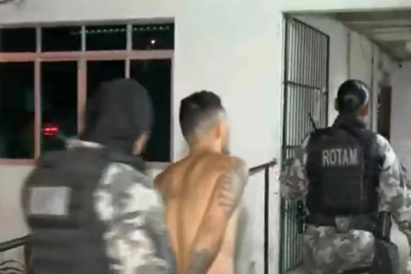 Homem é preso com mais de 200 pedras de crack, em João Pessoa 1 prisao tieta 1004