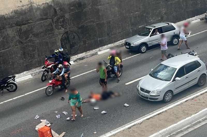 Acidente na BR-230 em João Pessoa envolve cinco veículos e deixa dois feridos 11 acidente br 230 jpa