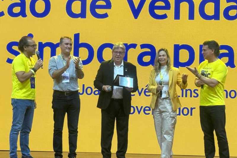 joao homenagem cvc 160225