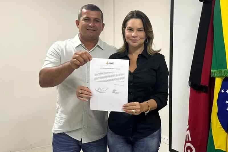 Prefeita de Conde se licencia do cargo para viagem a Portugal 3 karla pimentel e vice
