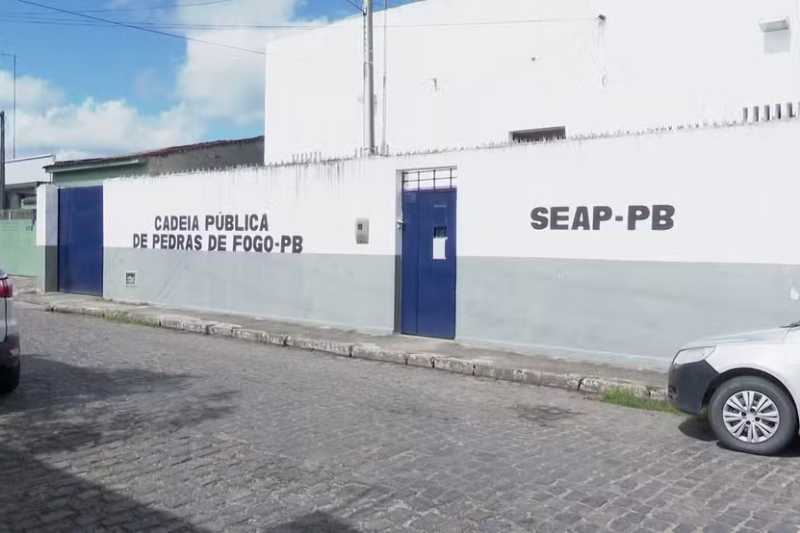 MPPB apura superlotação e cobra retirada de presos sentenciados da Cadeia de Pedras de Fogo 3 cadeia pedras de fogo