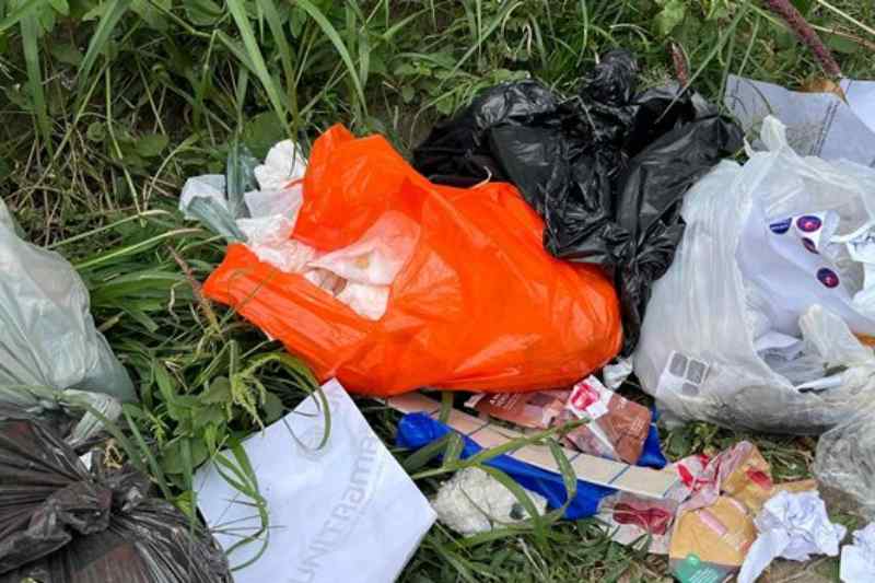 Feto é encontrado em sacola de lixo no Centro de Cajazeiras 4 feto cajazeiras 110725