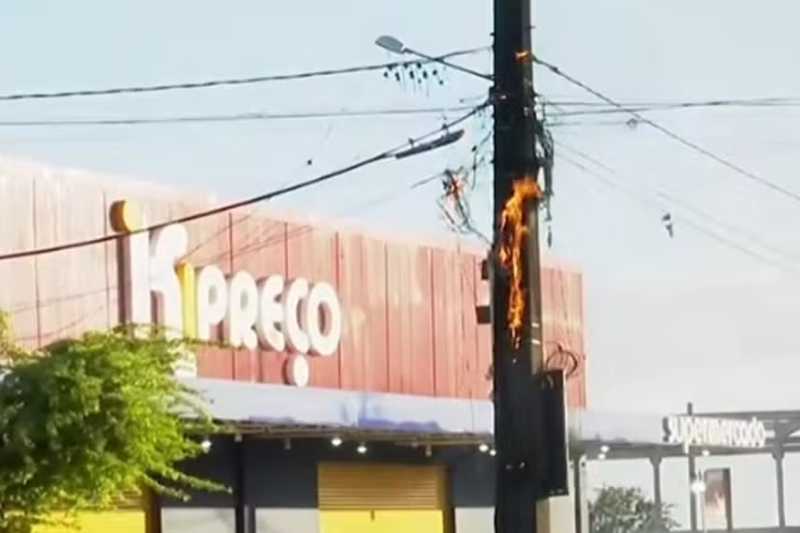incendio poste 180725