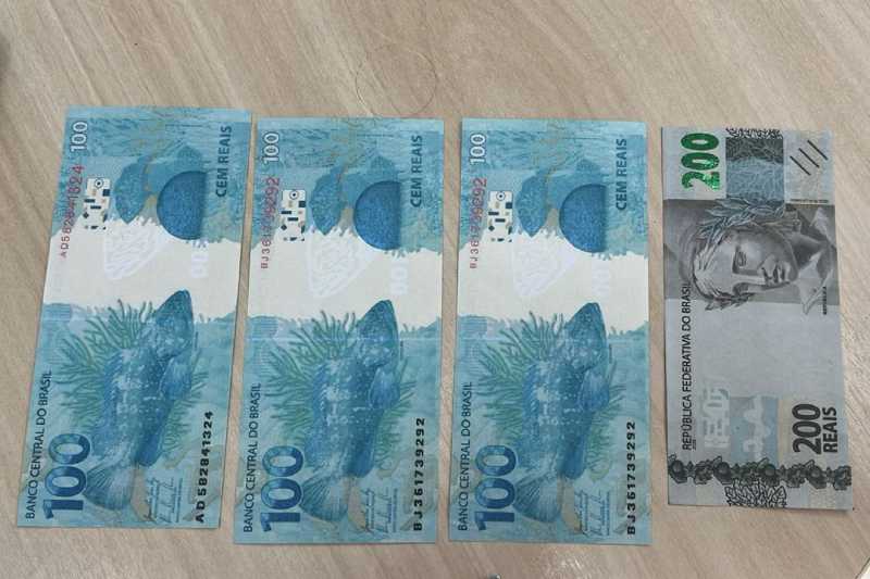 dinheiro falso pf 190825