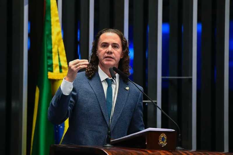 Veneziano reage a tarifas de Trump e alerta para impacto milionário na economia paraibana 1 veneziano 050825
