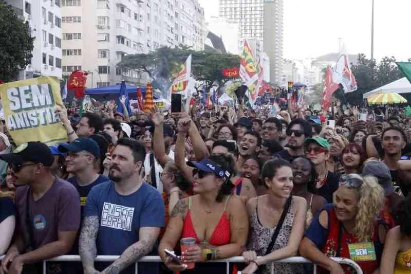 Ato no RJ com Caetano, Chico e Gil repudia anistia e PEC da Blindagem 9 ato pec blindagem 210925