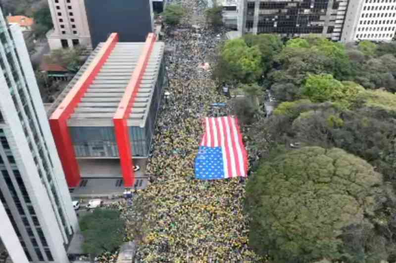manifestacao direita 070925