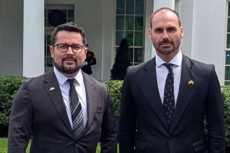 PGR denuncia Eduardo Bolsonaro e Paulo Figueiredo por coação 2 paulo figueiredo e eduardo bolsonaro