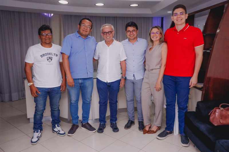 Cícero Lucena recebe apoios em Sapé e Serraria e amplia base política na Paraíba 5 cicero apoio sape serraria