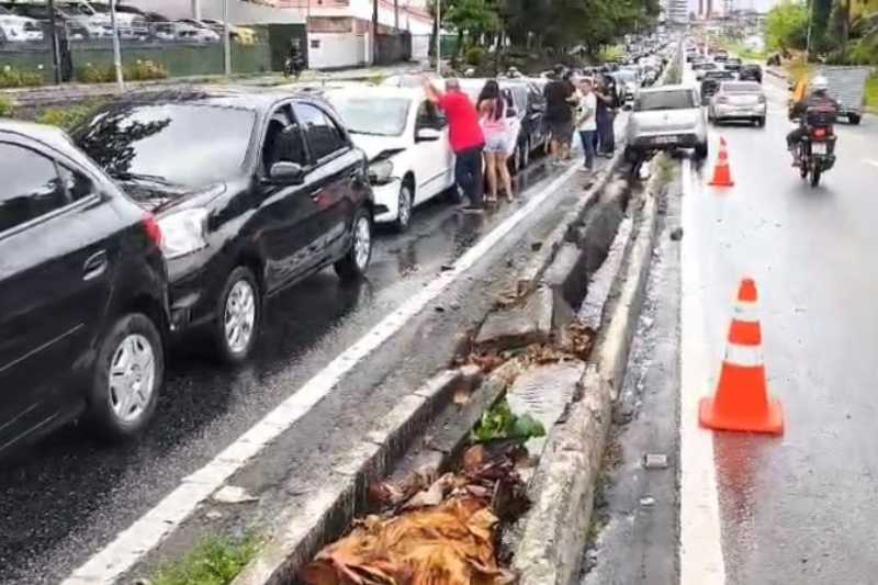 engavetamento trauma 011025