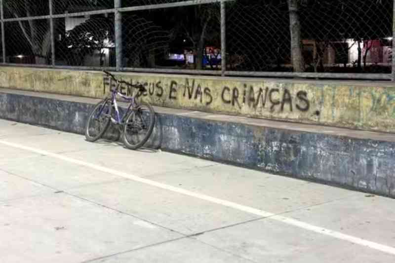 Dois jovens são assassinados em praça de Pedras de Fogo 1 homicidio pedras de fogo 031025