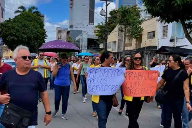 protesto saude cg 081025