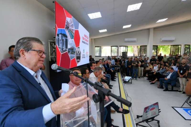 João Azevêdo anuncia construção de mais de 10.250 moradias 1 solenidade cehap 031025