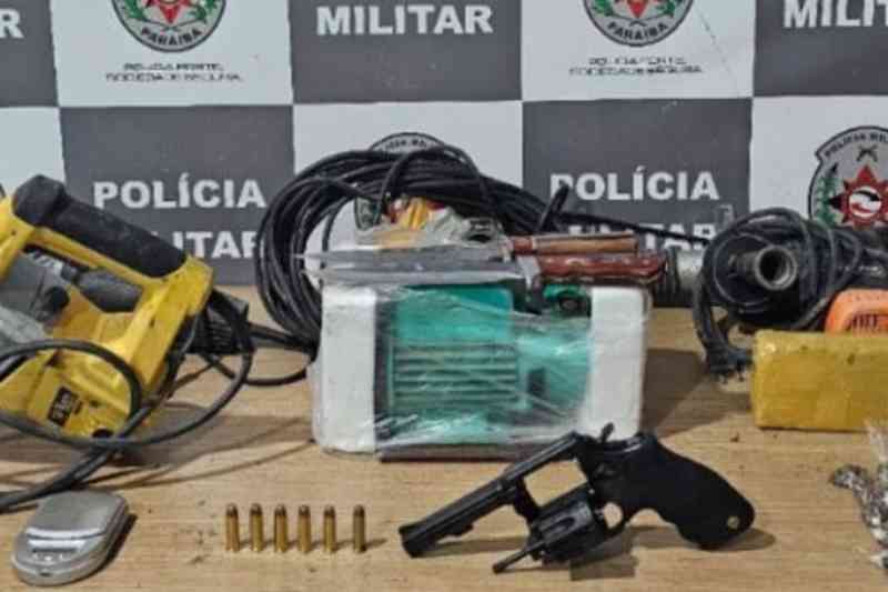 Suspeito de furtar equipamentos de obras é preso com arma e drogas em Mangabeira 3 apreensao mangabeira 291125