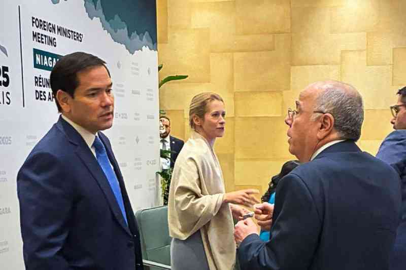 mauro vieira e marco rubio 121125