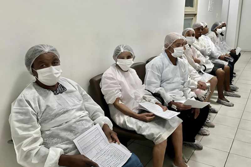 Instituto realiza força-tarefa gratuita de cirurgias de catarata e atende mais de 100 pacientes em 1 dia 9 mutirao catarata 251125