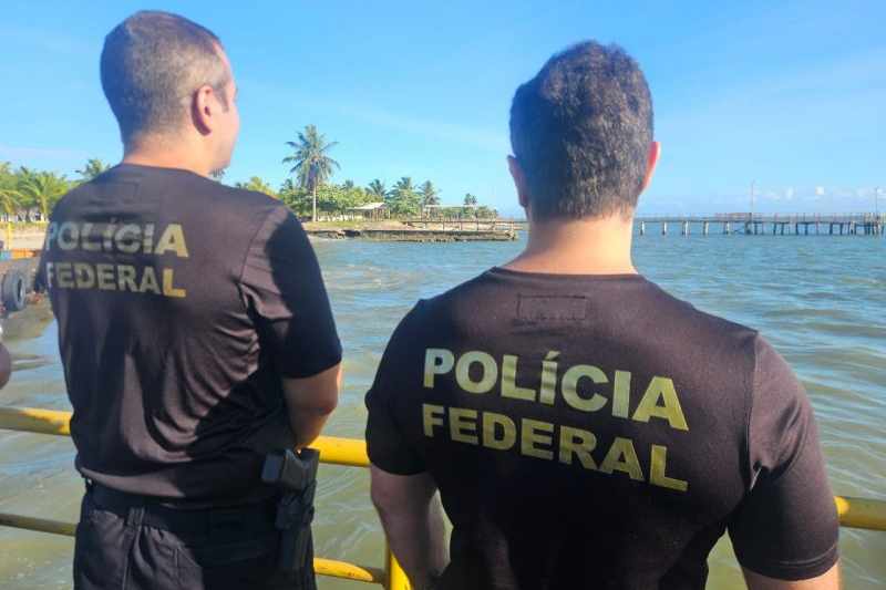 Polícia Federal cumpre mandado contra suspeito de armazenar vídeos de abuso infantil em Lucena 12 operacao pf lucena 261125