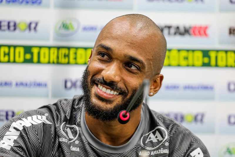 Botafogo (PB) anuncia lateral-esquerdo Patric Calmon como novo reforço para 2026 14 patric calmon