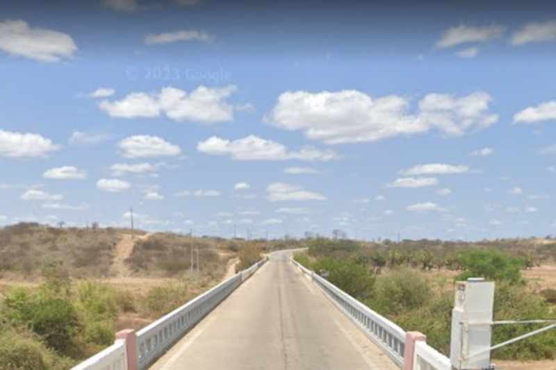 Ponte sobre o Rio Piancó é interditada para veículos pesados e terá restrições 4 ponte rio pianco