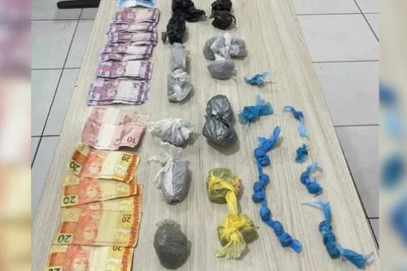 Adolescente é apreendido com porções de maconha durante ação da Polícia Militar em Sapé 1 apreensao sape 041225