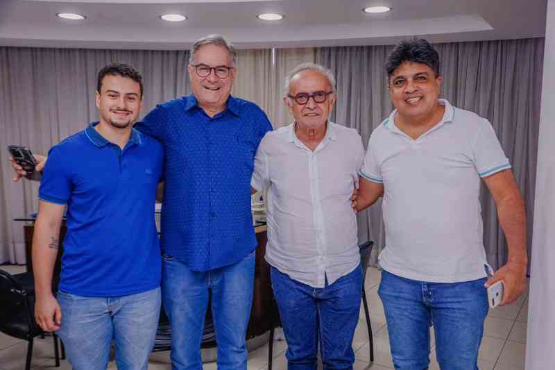 Cícero Lucena recebe apoio de lideranças de Gurjão e Cajazeiras para o Governo do Estado 6 cicero apoio 1 260126