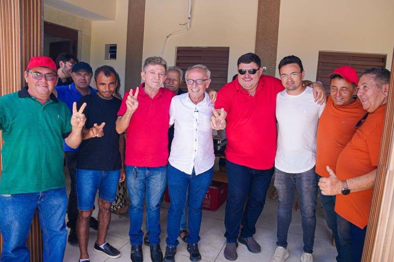 Cícero Lucena recebe apoio de lideranças políticas de nove municípios do Vale do Piancó 3 cicero apoio vale do pianco 090126