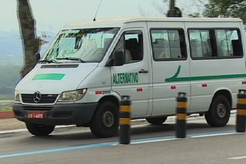 Justiça suspende cobrança de taxa do DER sobre transporte alternativo 12 transporte alternativo