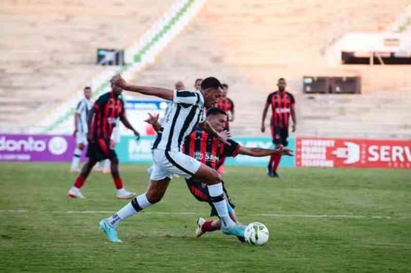 Pênalti no final garante vitória do Treze e liderança no Campeonato Paraibano 2026 5 treze x confianca 010226