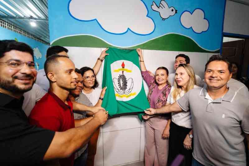 inaugura bayeux 130326