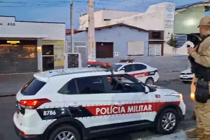 Homem morre após ter casa invadida e ser esfaqueado em São José de Piranhas 3 invasao s j piranhas 090326