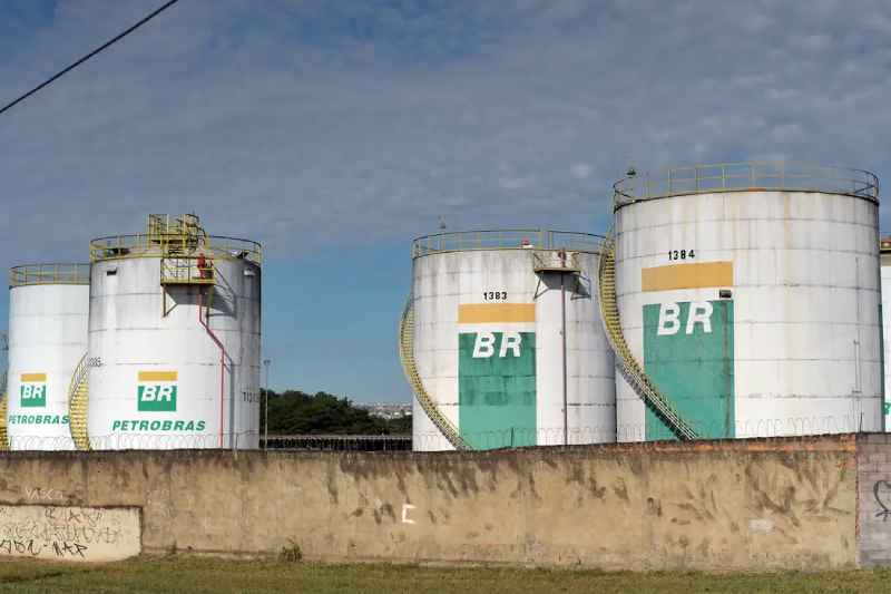 Privatização da BR Distribuidora prejudica consumidor em momento de crise 4 petrobras br distribuidora