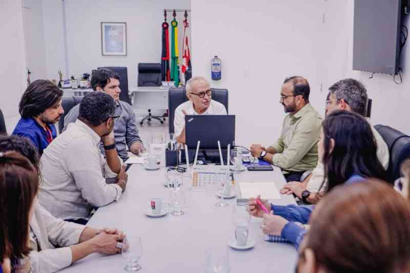Cícero Lucena recebe representantes do BID e destaca avanços do Programa João Pessoa Sustentável 2 reuniao cicero bid