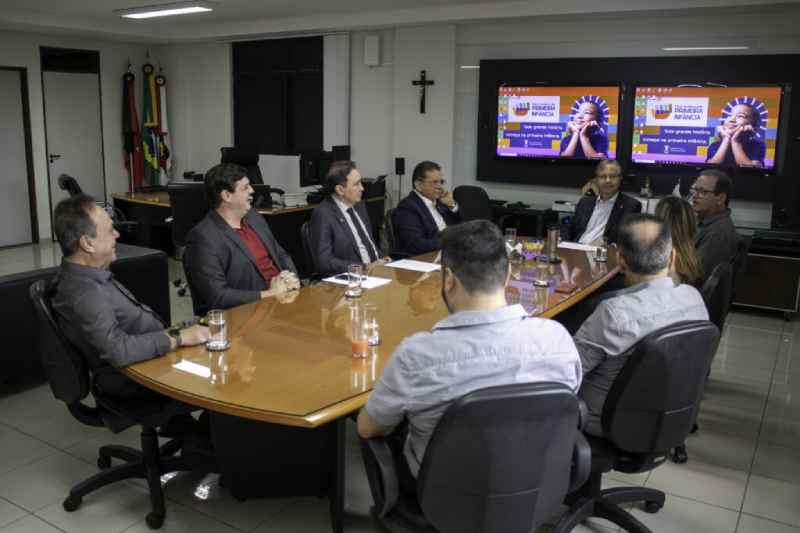 reuniao tce posse 130326