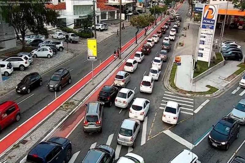 PMJP inicia troca de luminárias por sistema em LED na Ruy Carneiro 11 avenida ruy carneiro
