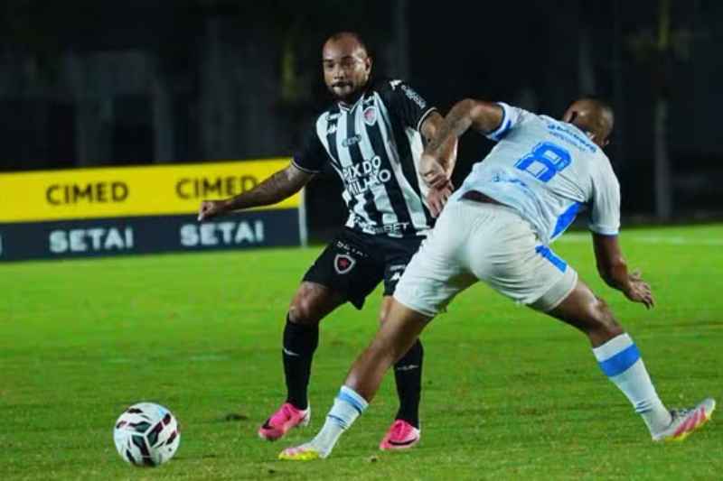 botafogo x confianca 120726
