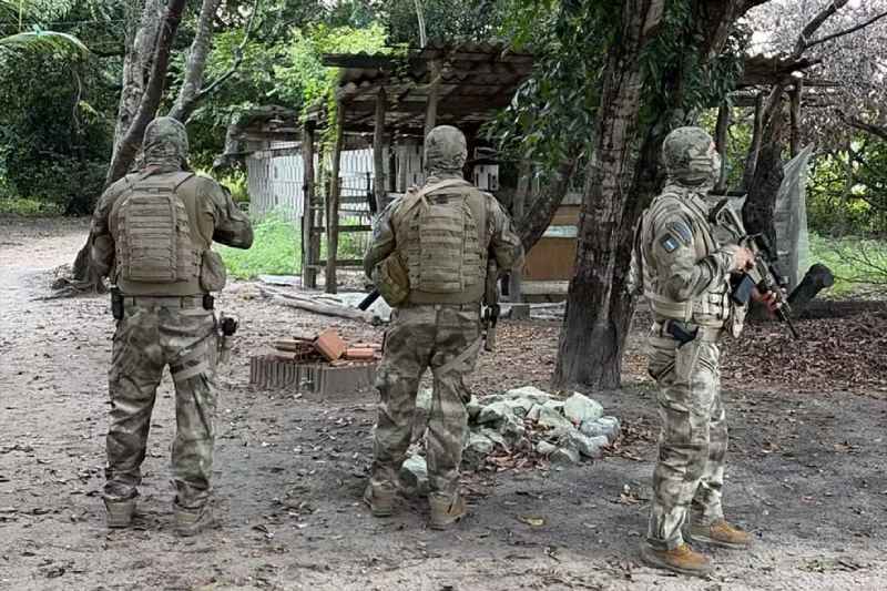 Operação Consigliere cumpre mandados e prende 16 pessoas por tráfico e lavagem de dinheiro 3 operacao consigliere 080726