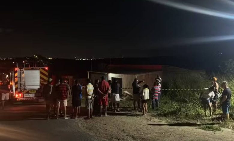 Criança morre após ser arremessada para telhado durante acidente na PB-095, em Massaranduba 1 acidente massaranduba 121026