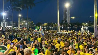 Ato em apoio a Flávio Bolsonaro reúne apoiadores em Campina Grande 6 ato pro flavio cg 181026