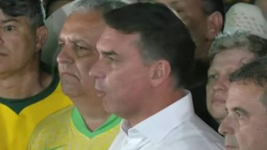 Polícia Federal apura se Flávio Bolsonaro deixou o Brasil pela fronteira com a Argentina 4 derrota flavio 251026