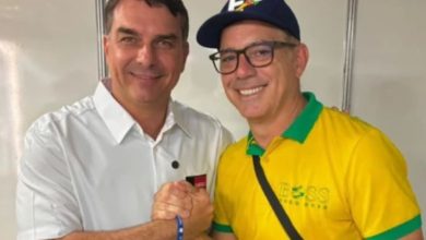 Via Folia se manifesta sobre declarações de ex-presidente contra artistas antibolsonaristas 5 ex presidente via folia e flavio