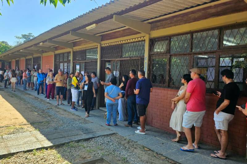 DPU apura acesso ao transporte e aos locais de votação na Paraíba para o segundo turno 11 fila votacao jpa 041026