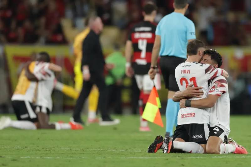 Estudiantes bate Fla e Palmeiras terá revanche pelo tetra da Libertadores 34 flamengo x estudiantes 221026