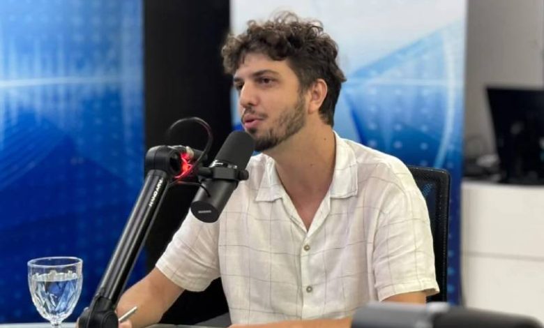 Flávio Brasileiro defende renovação da esquerda e cita Ricardo Coutinho para disputa em João Pessoa 1 flavio brasileiro arapuan fm