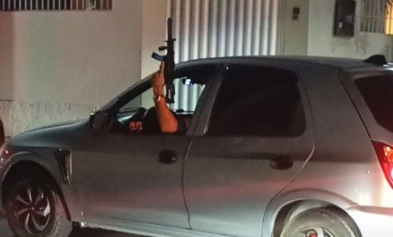 Polícia apreende fuzil de brinquedo exibido durante carreata em Tavares 1 fuzil carreata tavares 241026