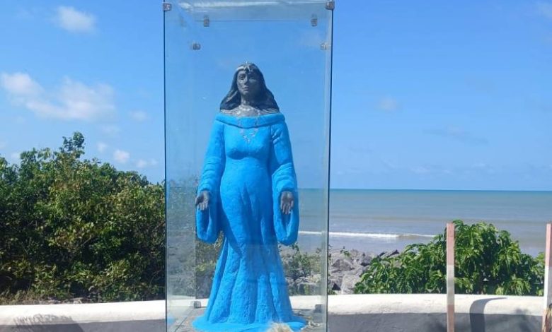 Prefeitura de João Pessoa substitui vidro de proteção da estátua de Iemanjá, no Cabo Branco 1 iemanja novo vidro